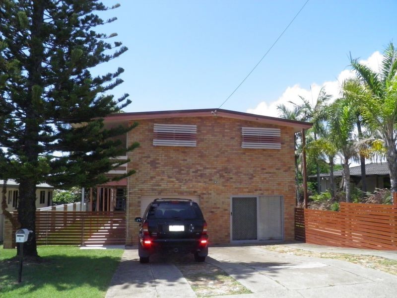 4 Swains Court, Boyne Island QLD 4680