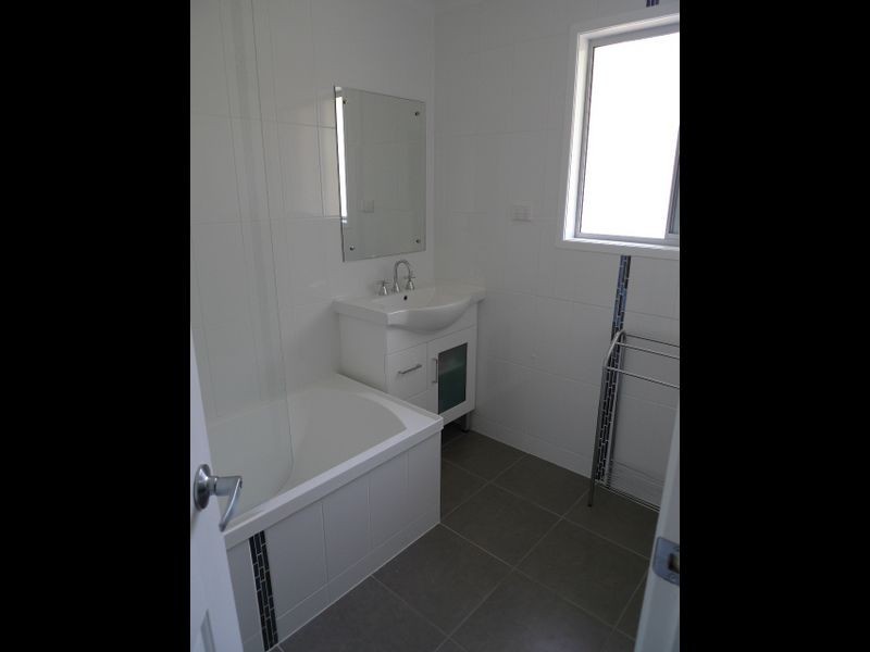 4 Swains Court, Boyne Island QLD 4680