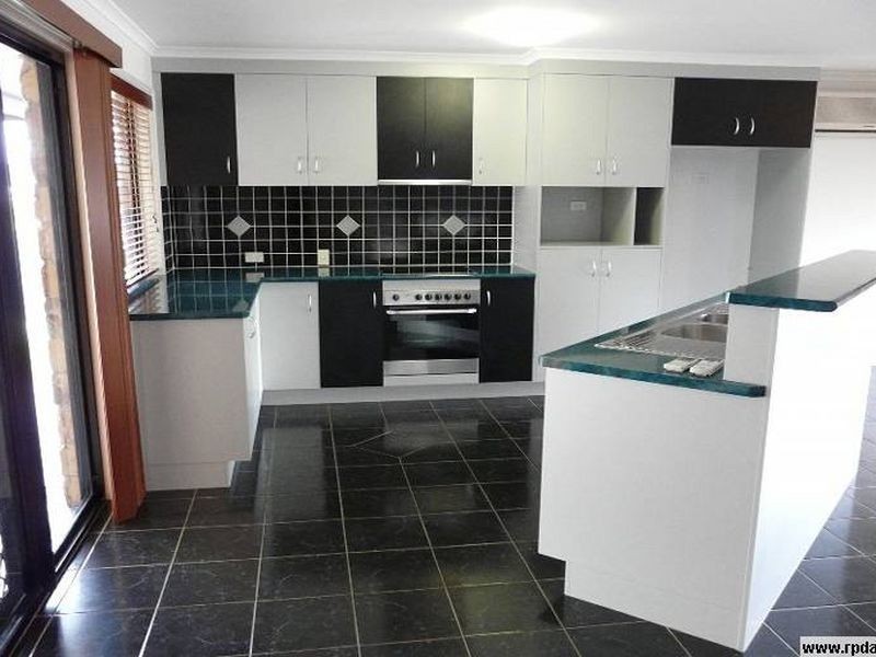 4 Myer Court, Tannum Sands QLD 4680