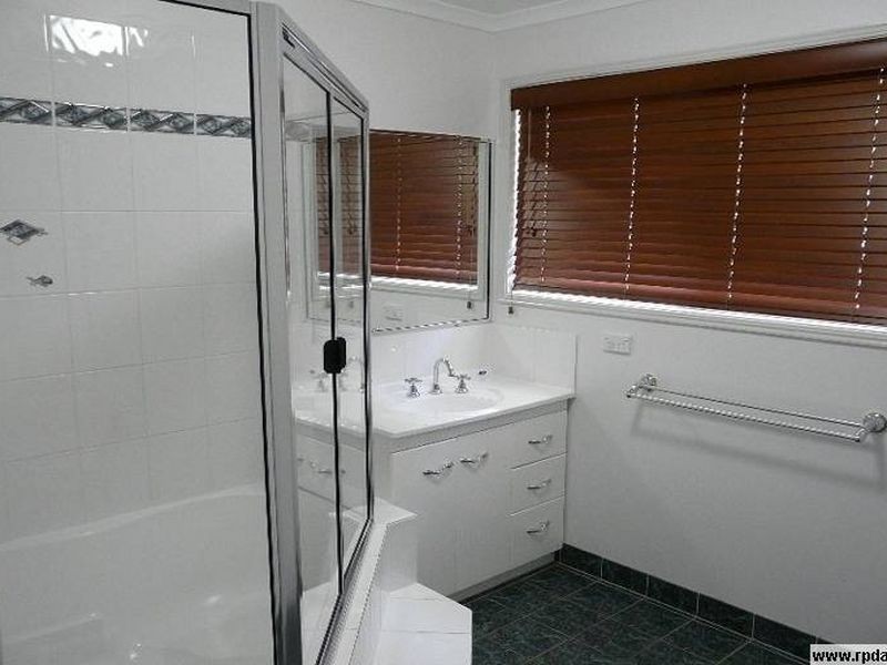 4 Myer Court, Tannum Sands QLD 4680