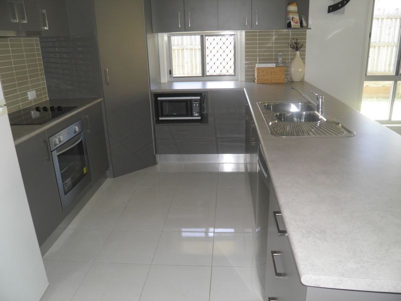 31 Bauhinia Street, Boyne Island QLD 4680