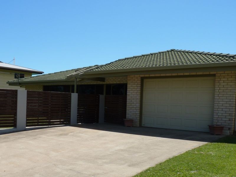 14 Booth Avenue, Tannum Sands QLD 4680