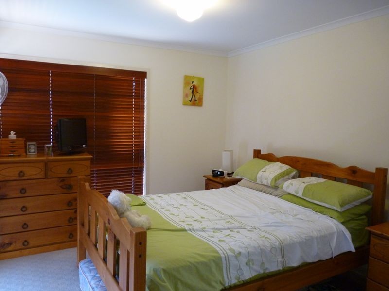 14 Booth Avenue, Tannum Sands QLD 4680