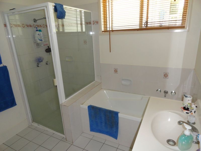 23 Davina Street, Boyne Island QLD 4680