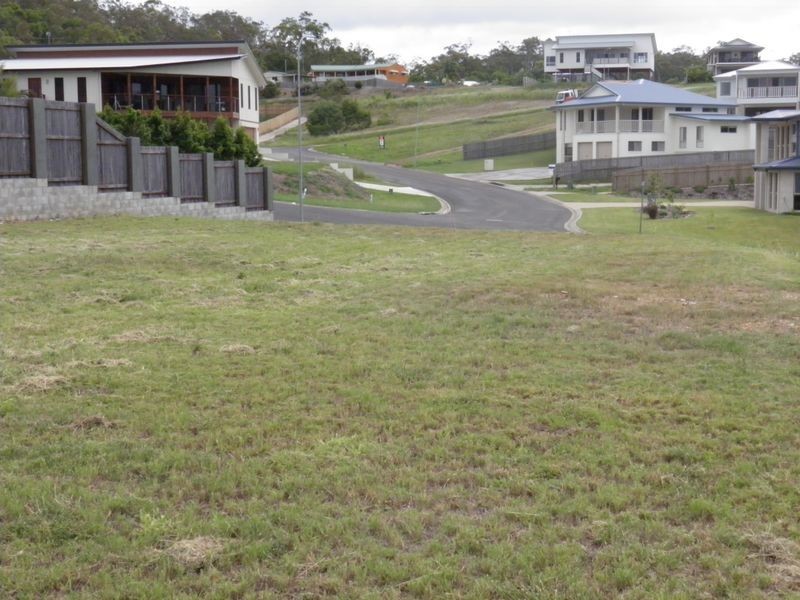 29 Lighthouse Drive, Boyne Island QLD 4680