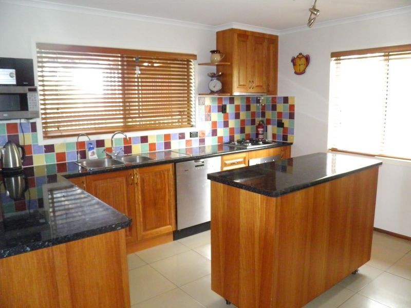 5 Sayre Crescent, Boyne Island QLD 4680
