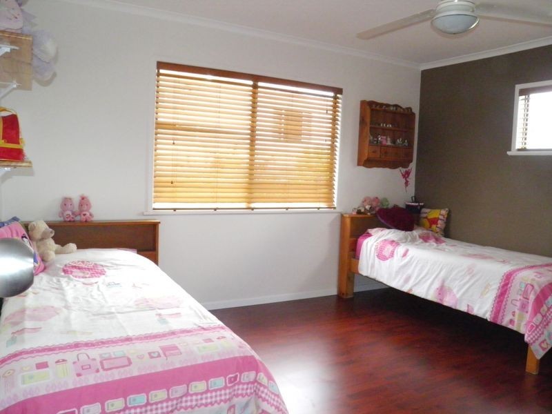 5 Sayre Crescent, Boyne Island QLD 4680