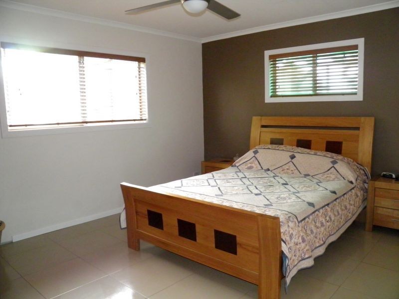 5 Sayre Crescent, Boyne Island QLD 4680