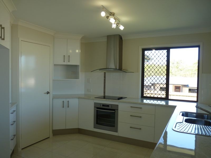 37 Pryde Street, Tannum Sands QLD 4680