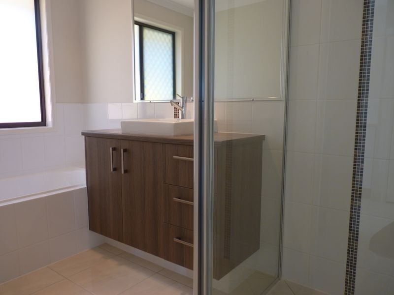 37 Pryde Street, Tannum Sands QLD 4680