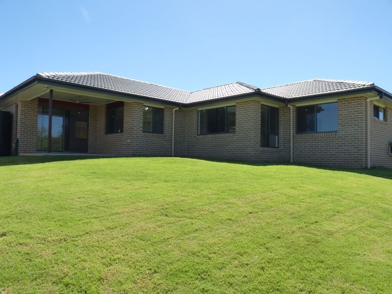 37 Pryde Street, Tannum Sands QLD 4680