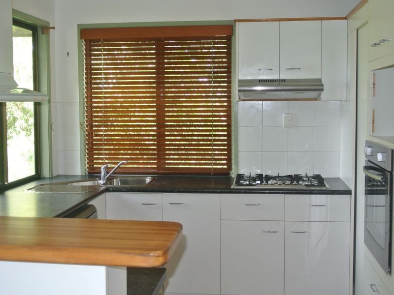 22 Sayre Crescent, Boyne Island QLD 4680