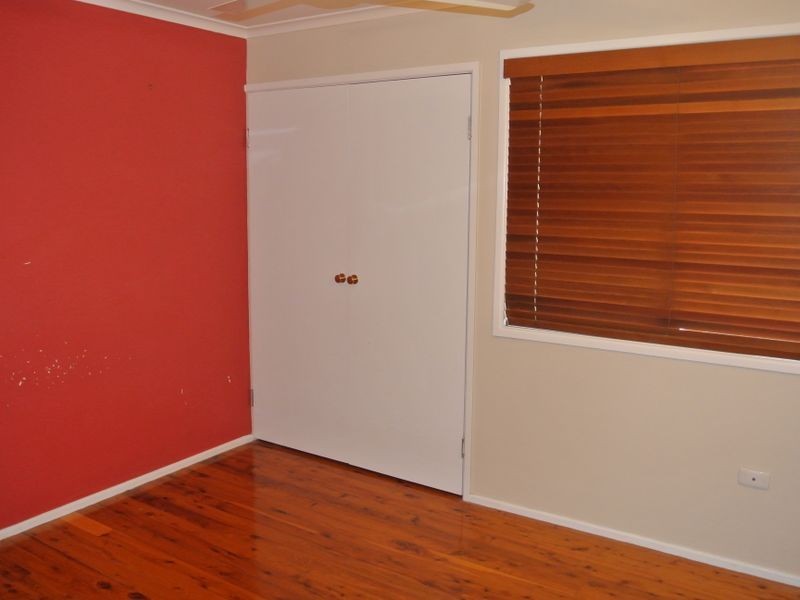 22 Sayre Crescent, Boyne Island QLD 4680