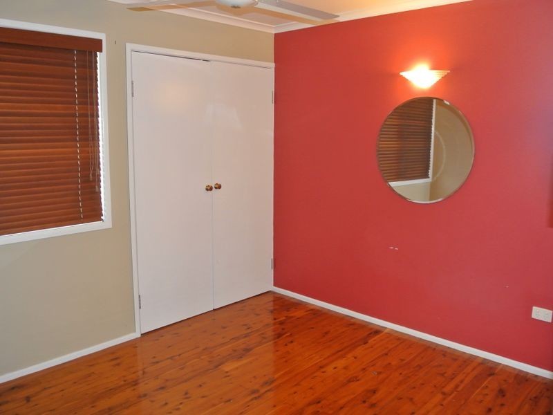 22 Sayre Crescent, Boyne Island QLD 4680