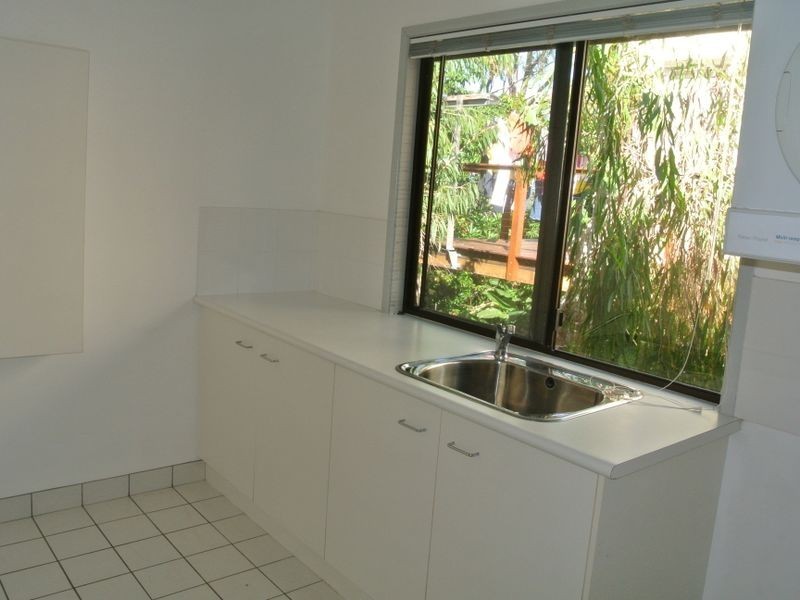 22 Sayre Crescent, Boyne Island QLD 4680