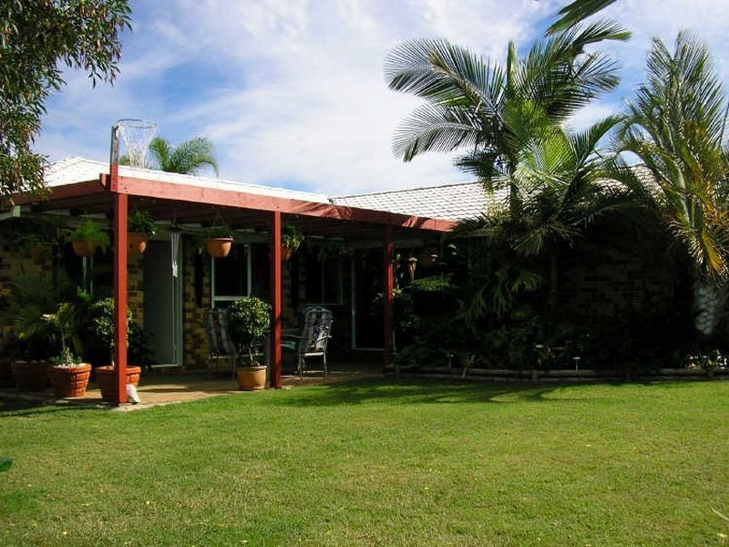 6 Wattora Close, Boyne Island QLD 4680