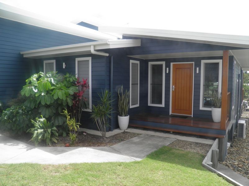12 Riverside Drive, Tannum Sands QLD 4680