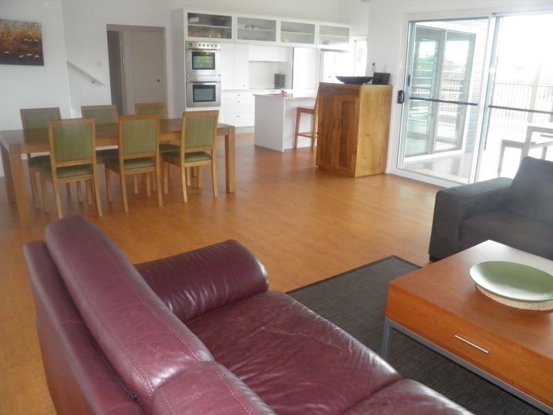 12 Riverside Drive, Tannum Sands QLD 4680