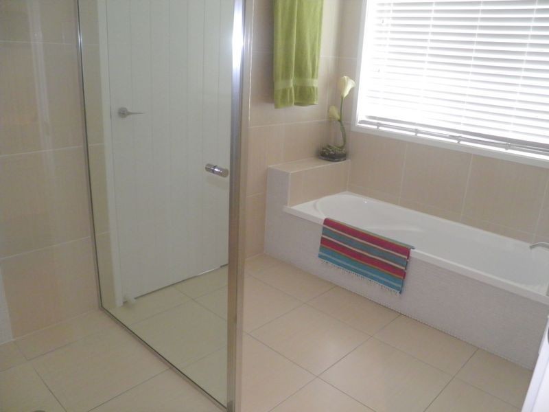 12 Riverside Drive, Tannum Sands QLD 4680