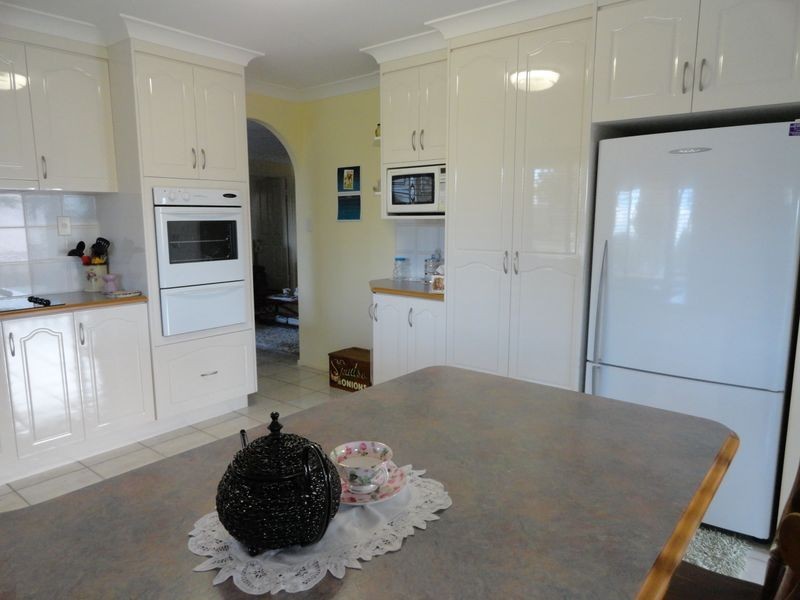 31 Wyndham Avenue, Boyne Island QLD 4680