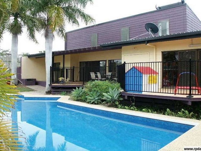 1 Richard Street, Boyne Island QLD 4680