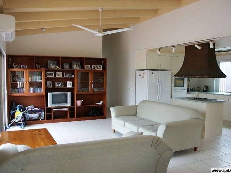 1 Richard Street, Boyne Island QLD 4680