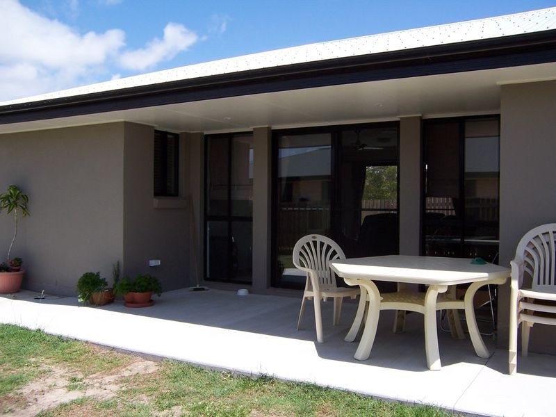 5 Jeana Close, Boyne Island QLD 4680