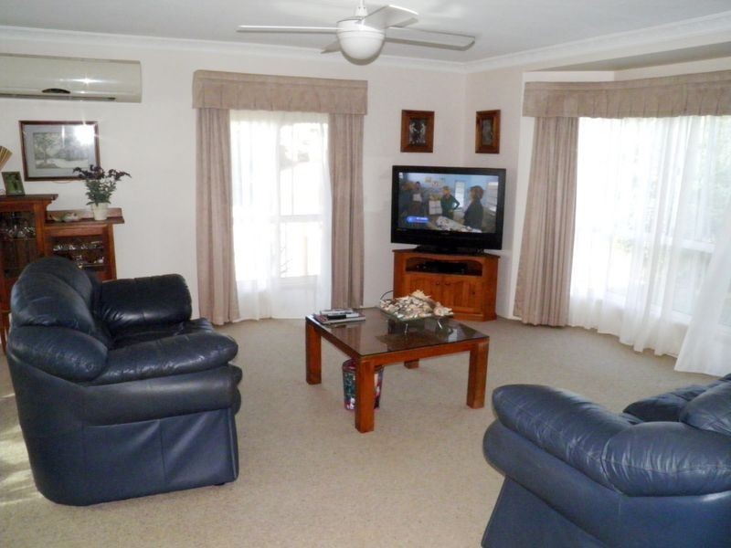 8 Geoffrey Thomas Drive, Tannum Sands QLD 4680