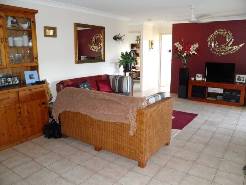 8 Geoffrey Thomas Drive, Tannum Sands QLD 4680