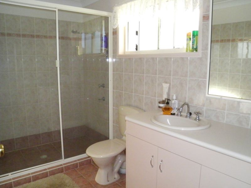 8 Geoffrey Thomas Drive, Tannum Sands QLD 4680