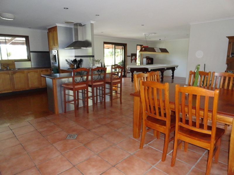 17 Helen Crescent, Wurdong Heights QLD 4680