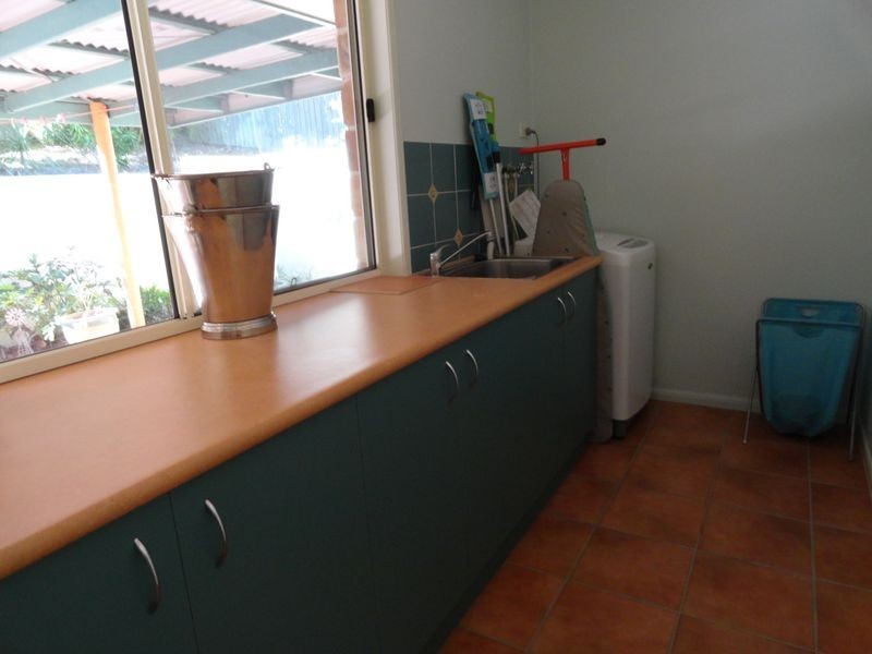 15 Tarcoola Drive, Boyne Island QLD 4680