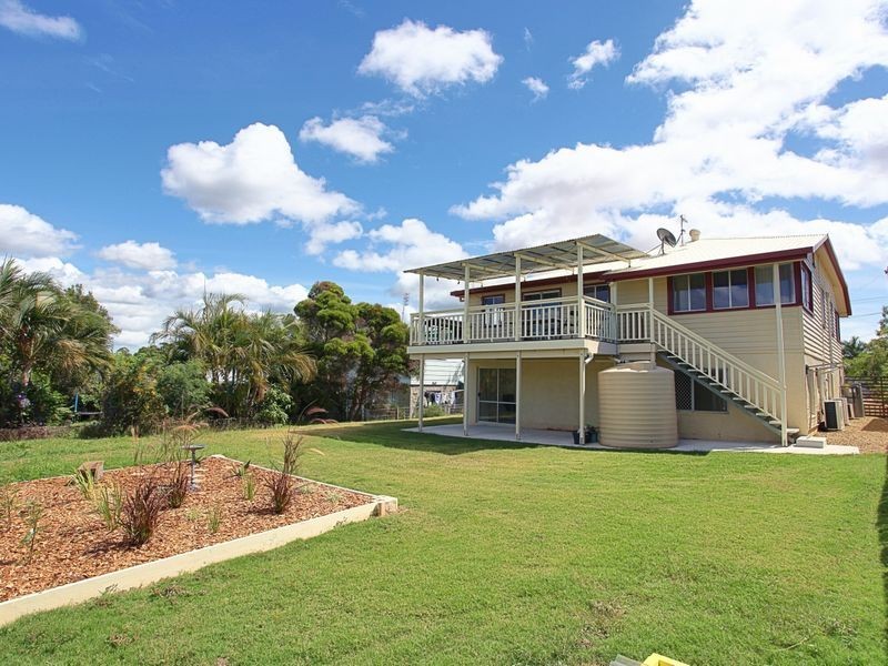 90 Malpas Street, Boyne Island QLD 4680