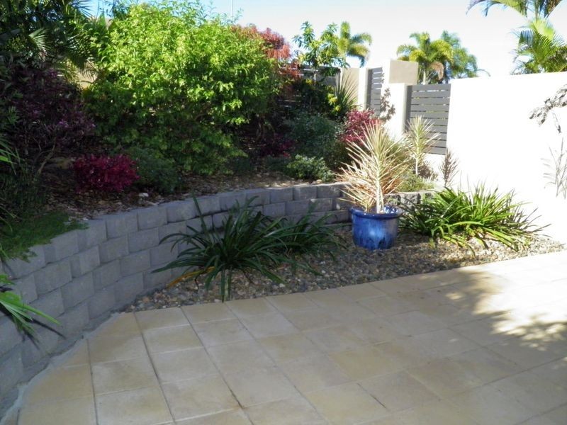 13 Jarrah Drive, Boyne Island QLD 4680