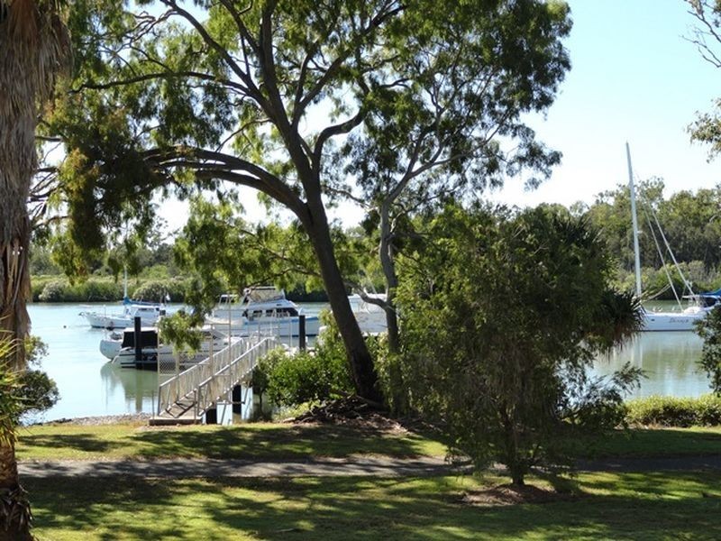 5/8A Wyndham Avenue, Boyne Island QLD 4680