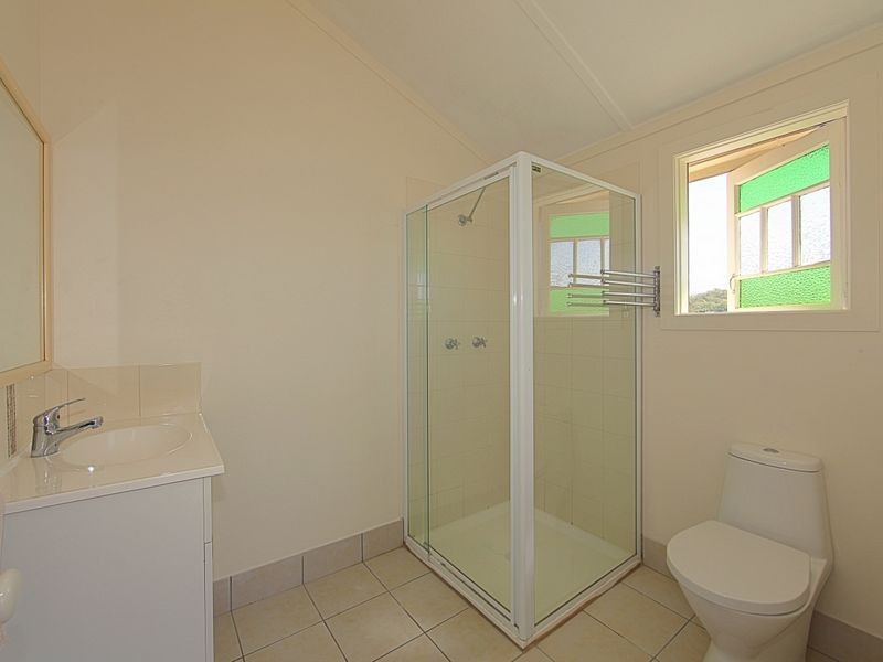 90 Malpas Street, Boyne Island QLD 4680