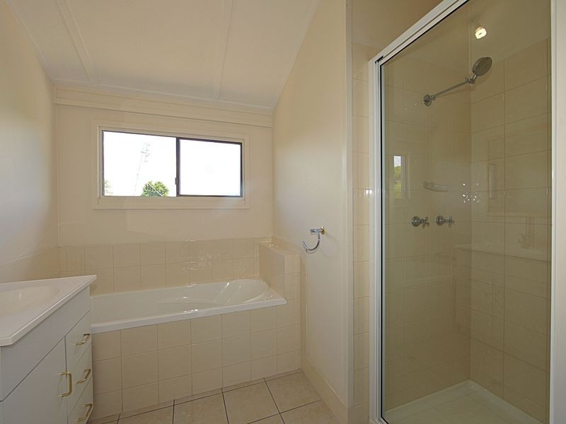 90 Malpas Street, Boyne Island QLD 4680