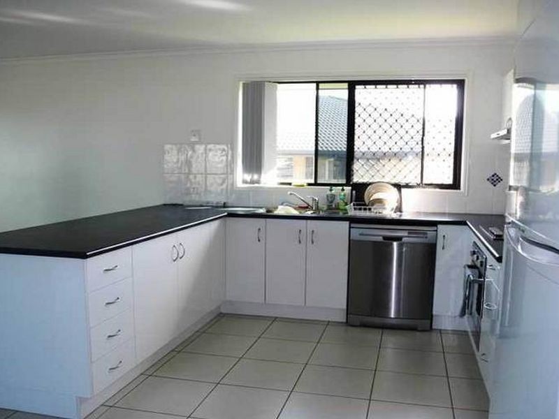 28 Surita Court, Boyne Island QLD 4680