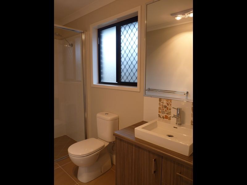 13 Valley Way, Boyne Island QLD 4680