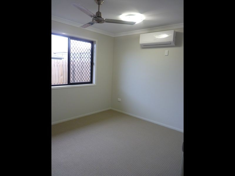 13 Valley Way, Boyne Island QLD 4680