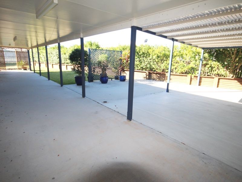 1 Kirrang Place, Boyne Island QLD 4680
