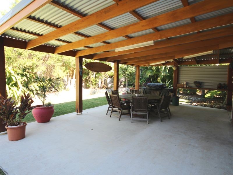 5 Andrew Court, Boyne Island QLD 4680