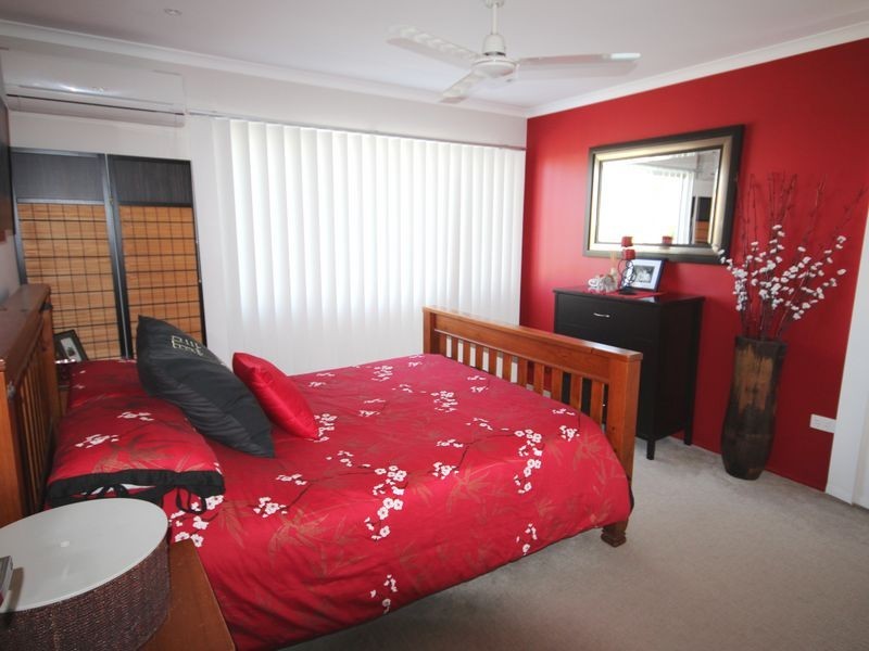 5 Andrew Court, Boyne Island QLD 4680