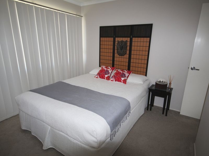 5 Andrew Court, Boyne Island QLD 4680