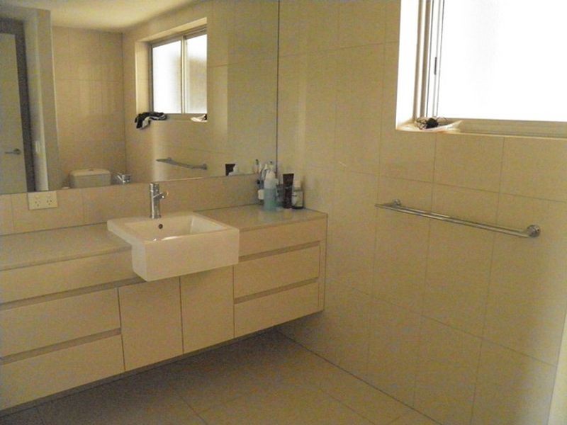 Unit 7/2 The Promenade, Boyne Island QLD 4680