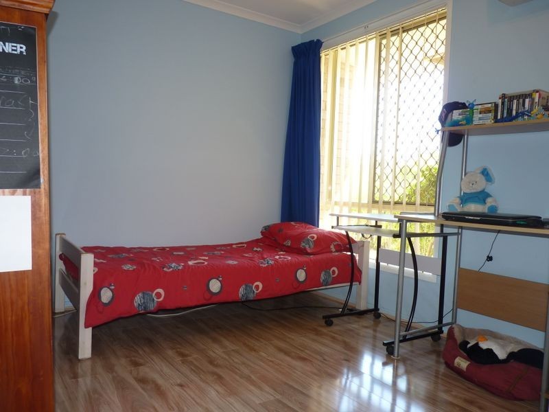 8 Cambridge Close, Tannum Sands QLD 4680