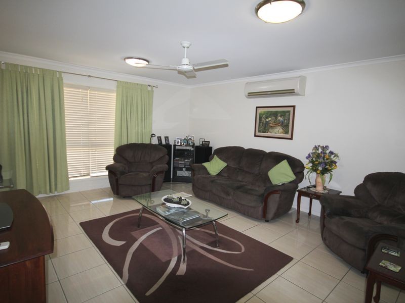 79 Booth Avenue, Tannum Sands QLD 4680