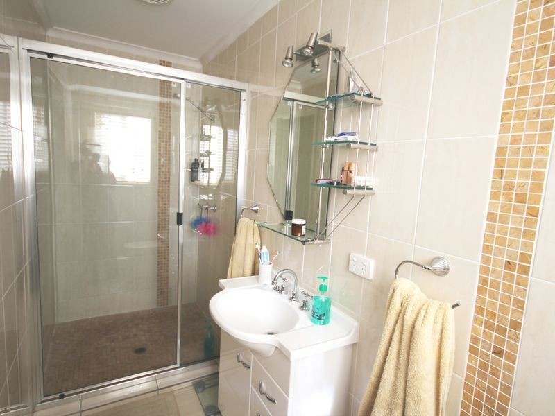 79 Booth Avenue, Tannum Sands QLD 4680