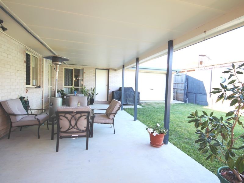 79 Booth Avenue, Tannum Sands QLD 4680