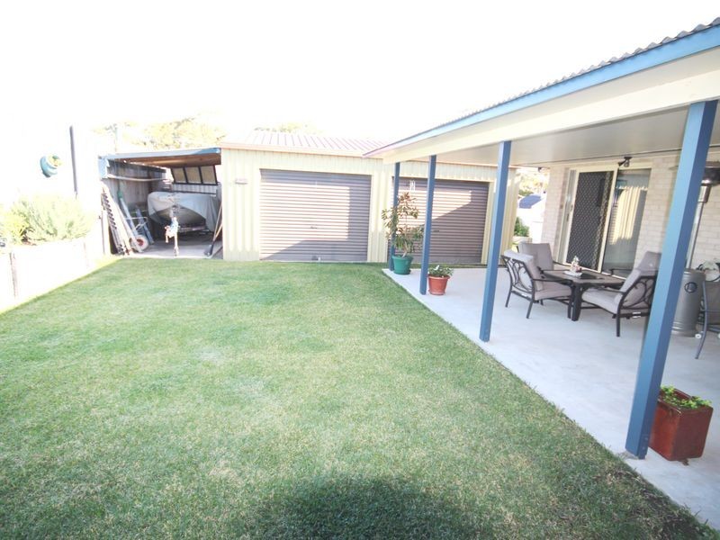 79 Booth Avenue, Tannum Sands QLD 4680